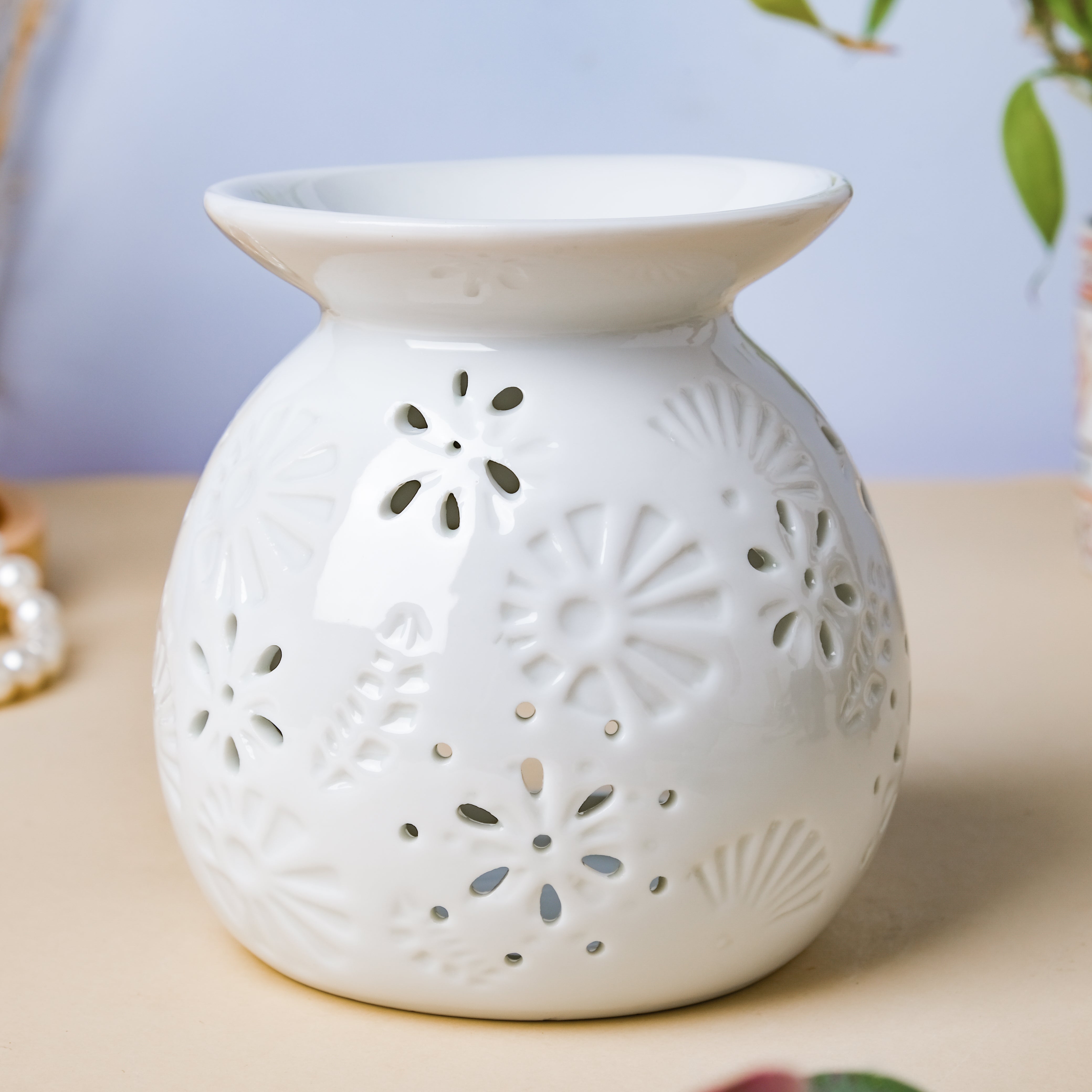Ceramic Fragrance Diffuser Online - Premium Diffuser | Nestasia