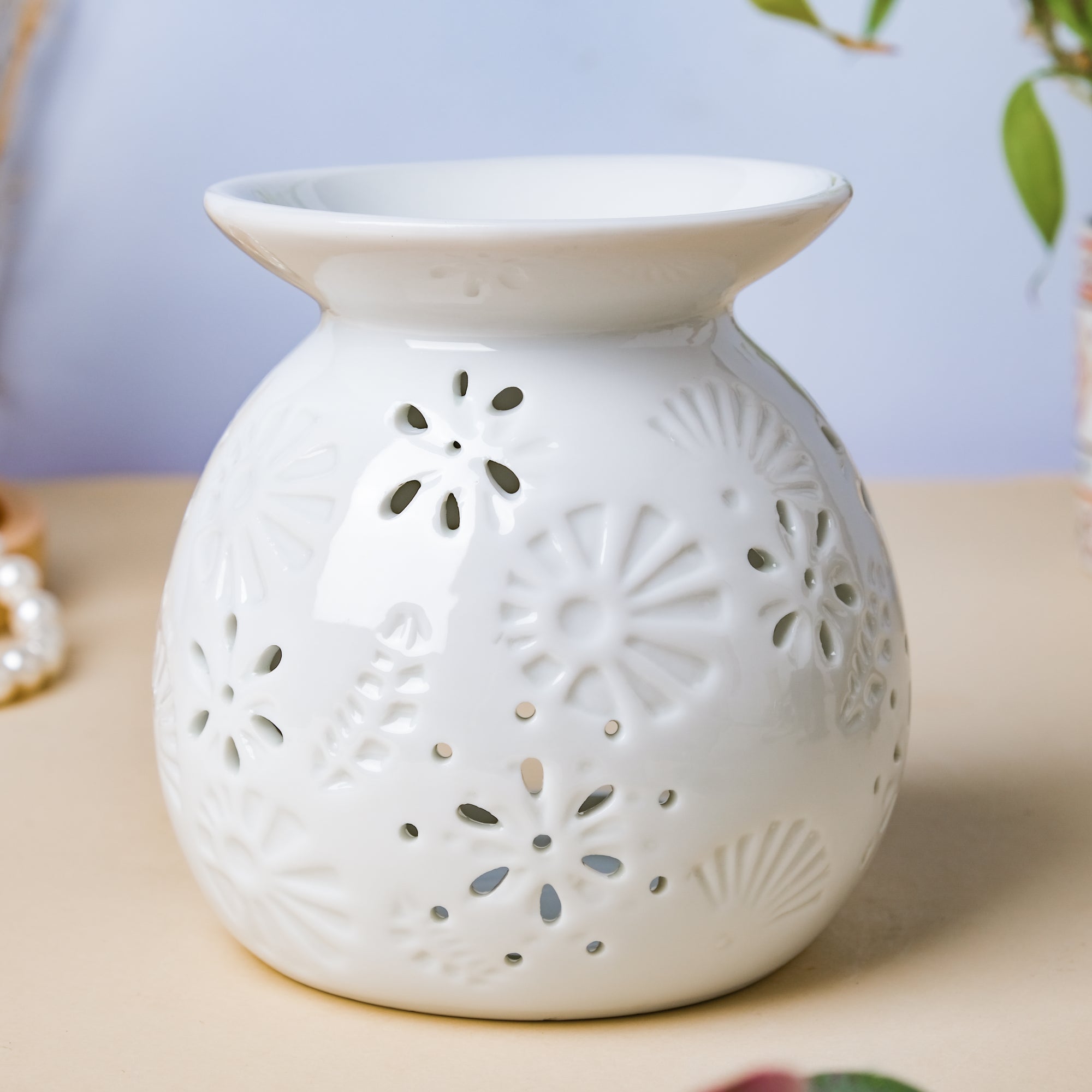 Ceramic Fragrance Diffuser Online - Premium Diffuser | Nestasia