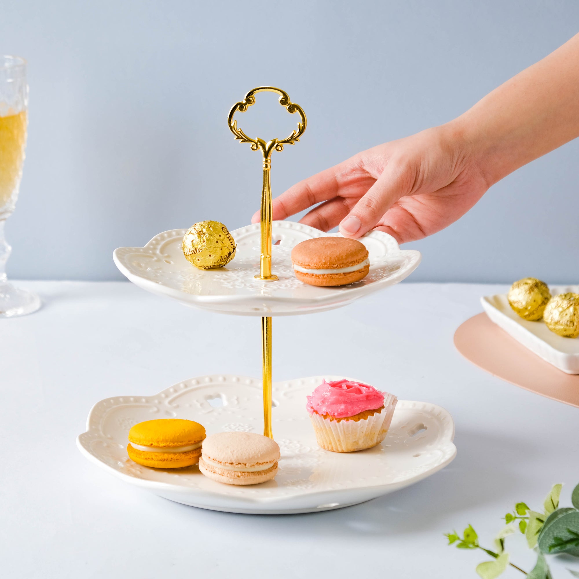 White Crochet Ceramic 2-tier Cupcake Stand - Main Image