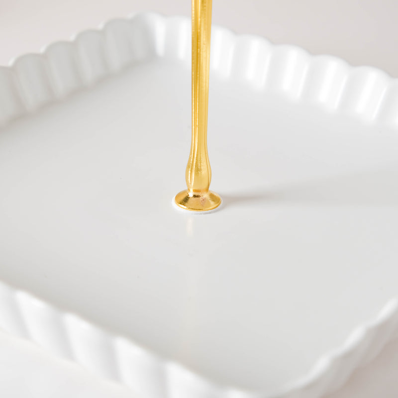 Snow White Square 2-tier Cupcake Stand