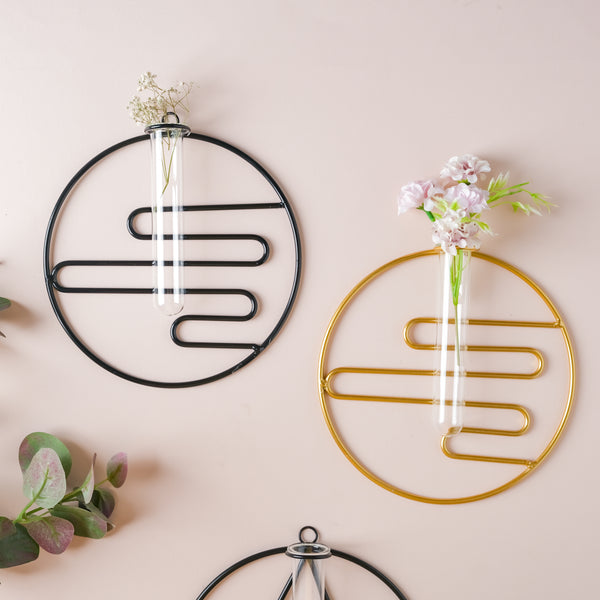 Hanging Glass Planter - Round - Flower vase for wall decoration/wall design | Living room decoration ideas