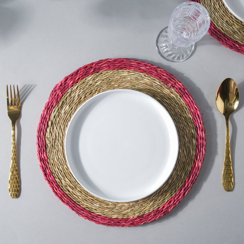 Round Sabai Trivet Red