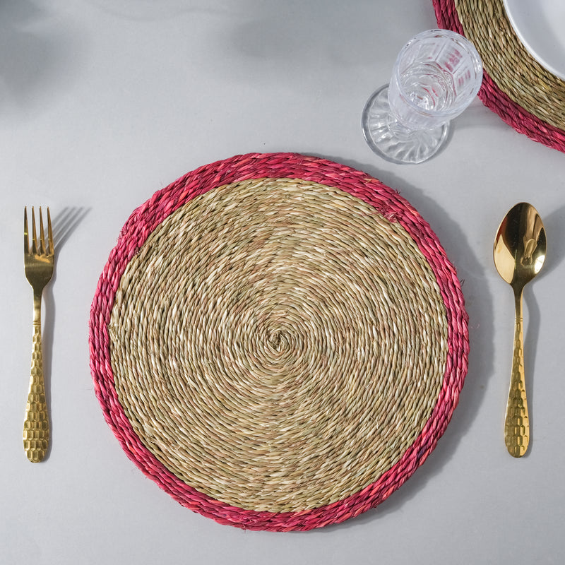Round Sabai Trivet Red