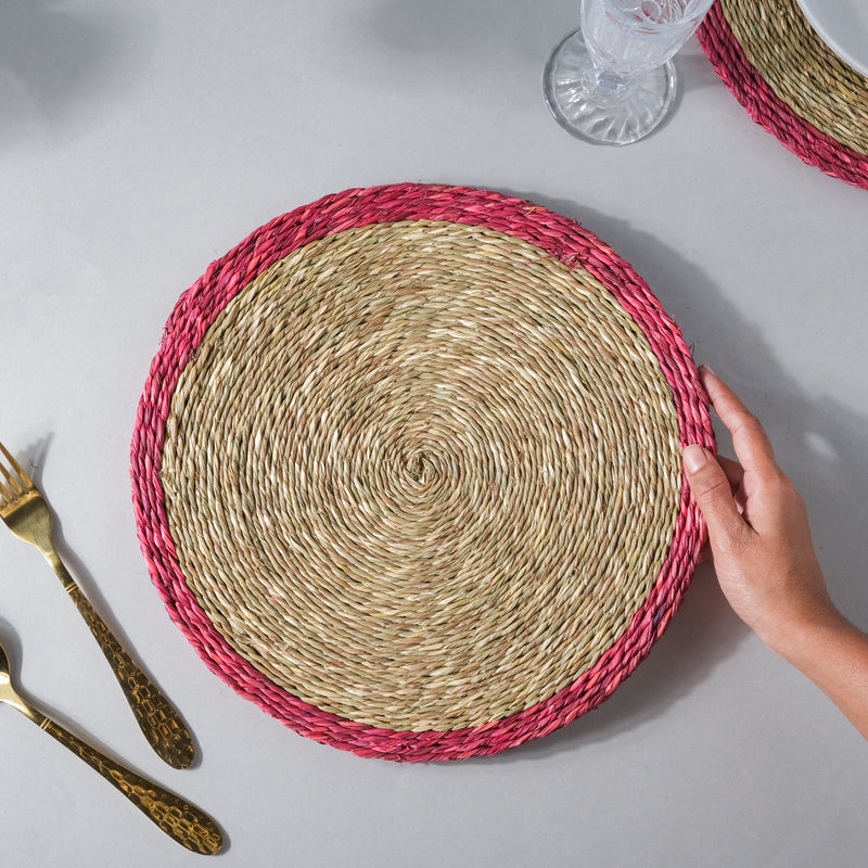 Round Sabai Trivet Red