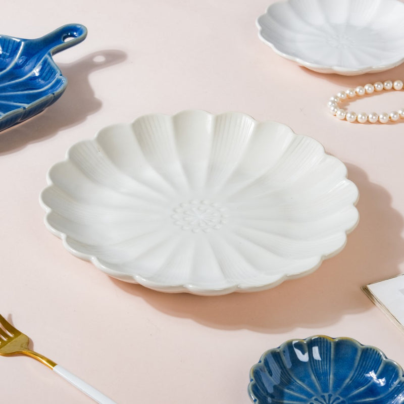 Ocean Blue and White 28 Piece Dinner Set For 6