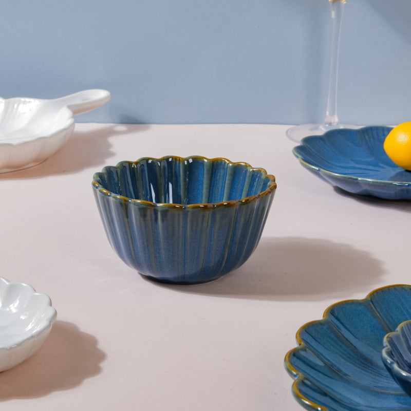 Ocean Blue and White 28 Piece Dinner Set For 6