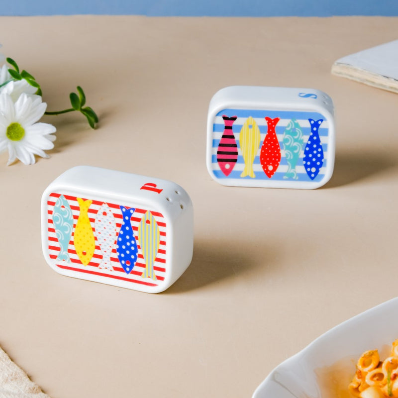 Fish Patterned Ceramic Salt And Pepper Shakers Set - Kitchen Tool