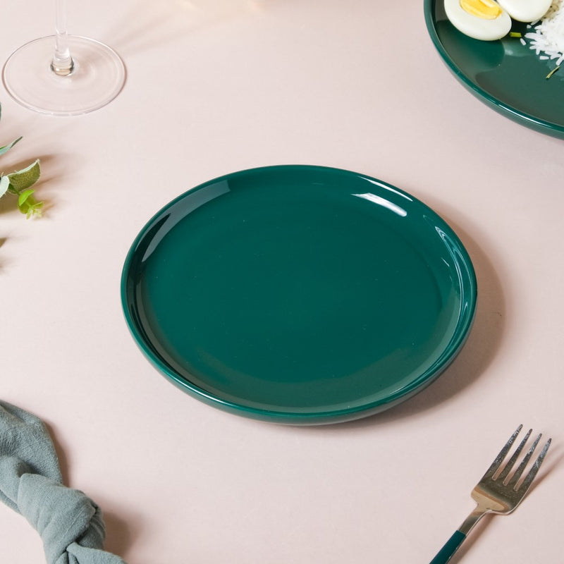 Verdant Round Ceramic Snack Plate Green 7.5 Inch - Serving plate, snack plate, dessert plate | Plates for dining & home decor