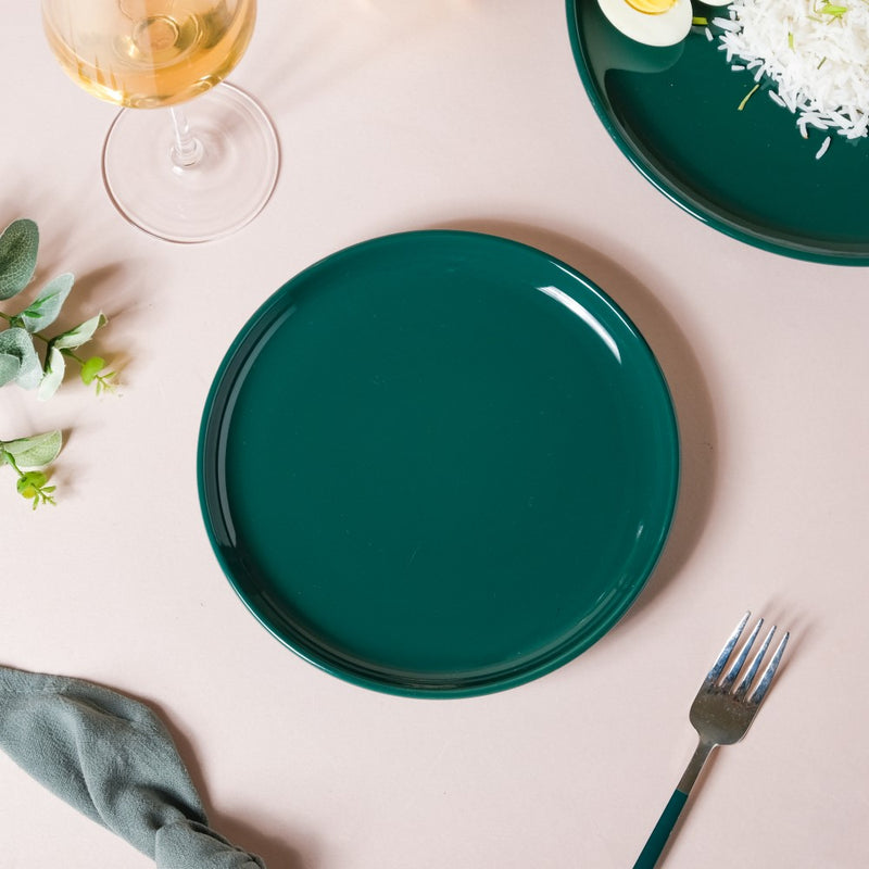 Verdant Round Ceramic Snack Plate Green 7.5 Inch - Serving plate, snack plate, dessert plate | Plates for dining & home decor