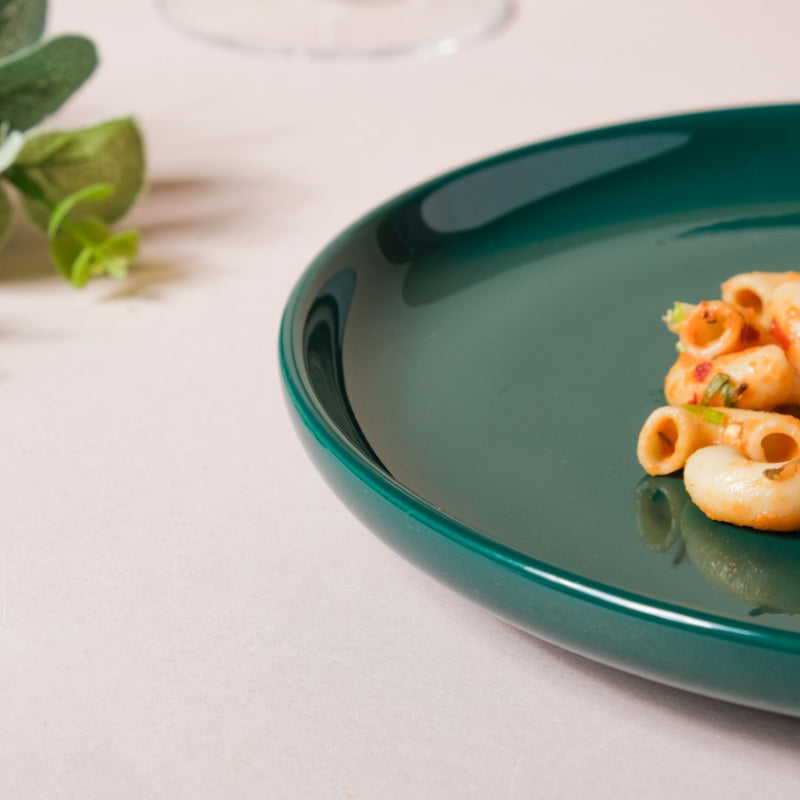 Verdant Round Ceramic Snack Plate Green 7.5 Inch - Serving plate, snack plate, dessert plate | Plates for dining & home decor
