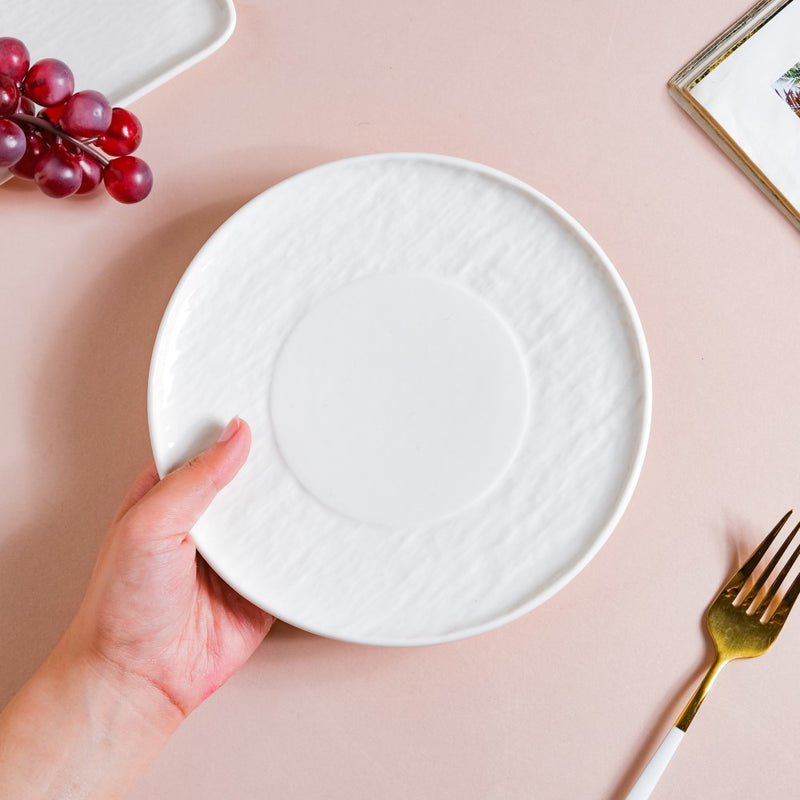 Frore Textured Round Appetiser Plate White Small 7 Inch - Serving plate, snack plate, dessert plate | Plates for dining & home decor