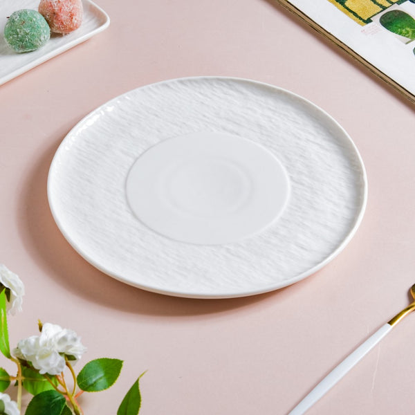 Frore Textured Round Ceramic Appetiser Plate White Large 8.5 Inch - Serving plate, snack plate, dessert plate | Plates for dining & home decor