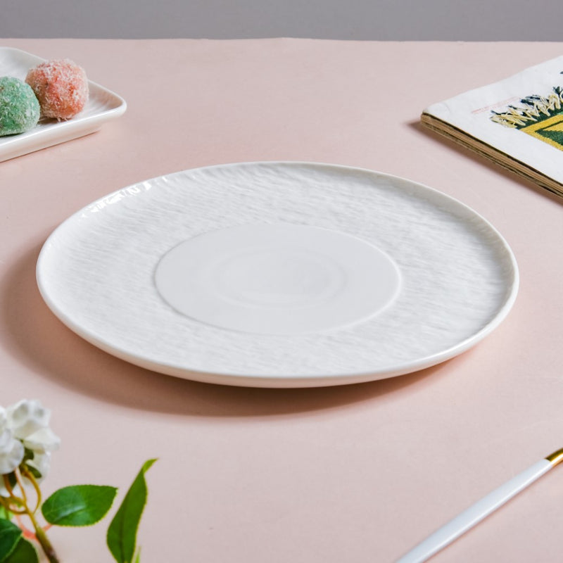 Frore Textured Round Ceramic Appetiser Plate White Large 8.5 Inch - Serving plate, snack plate, dessert plate | Plates for dining & home decor