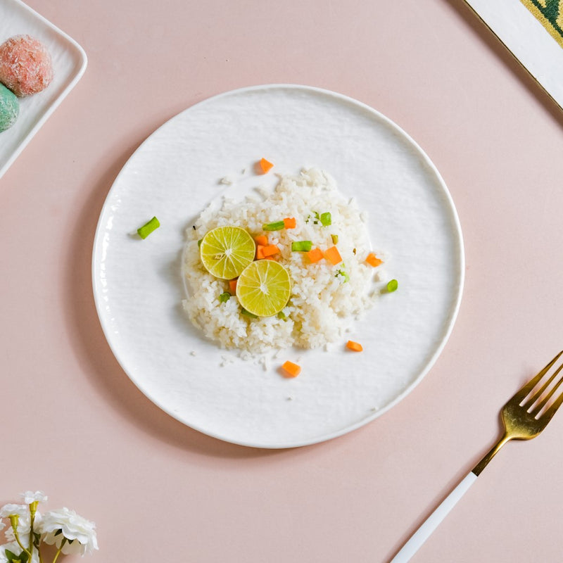 Frore Textured Round Ceramic Appetiser Plate White Large 8.5 Inch - Serving plate, snack plate, dessert plate | Plates for dining & home decor