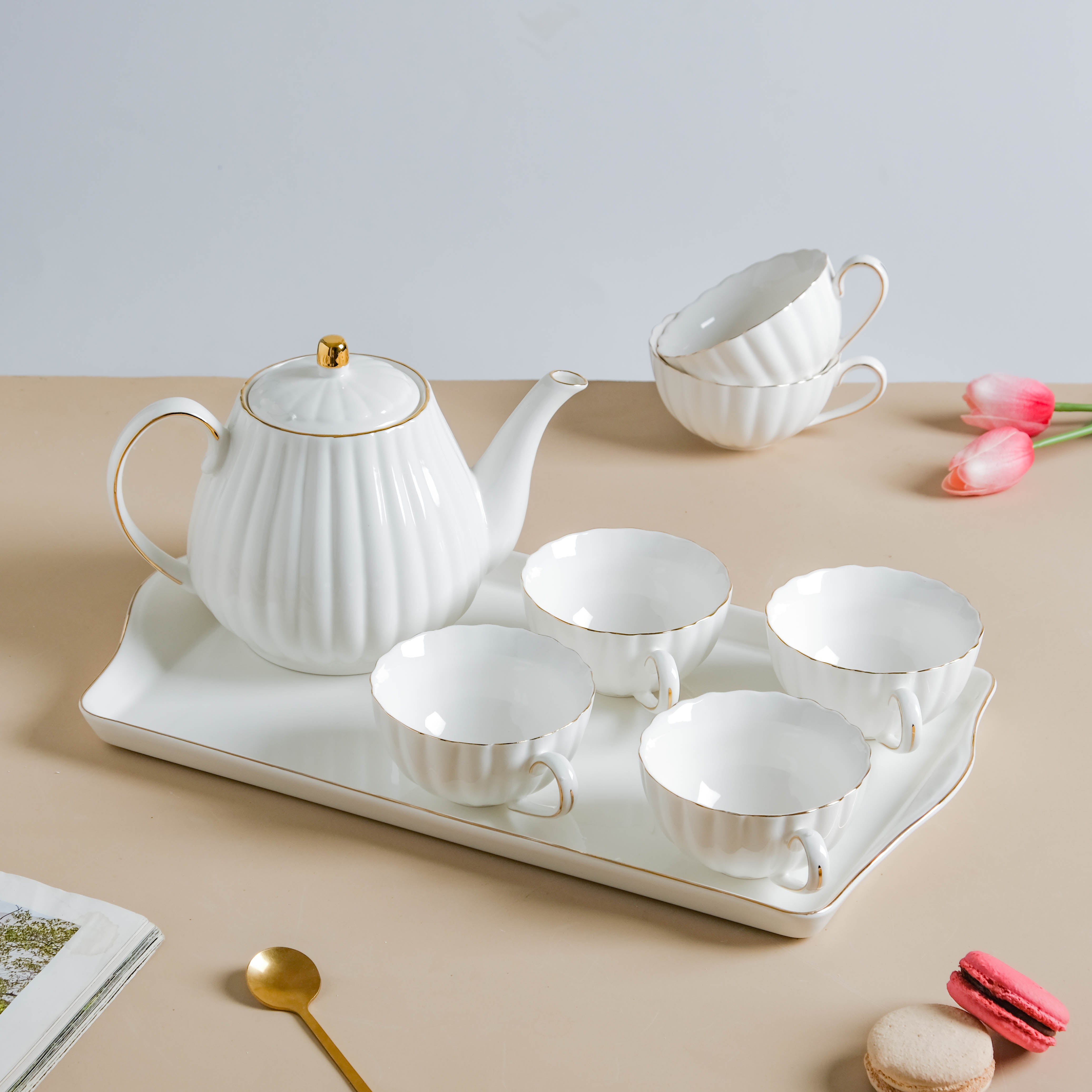 White Truffle Ribbed 1 Litre Teapot With Set Of 6 Cups 150 ml