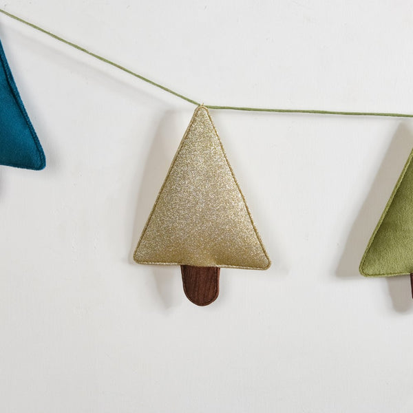 Christmas Trees Bunting 98 Inch