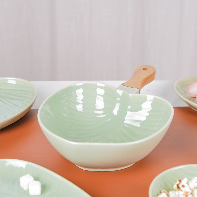 Taro Leaf Bowl With Handle Serving Bowl 8.5 Inch - Serving bowls, noodle bowl, snack bowl, popcorn bowls | Bowls for dining & home decor