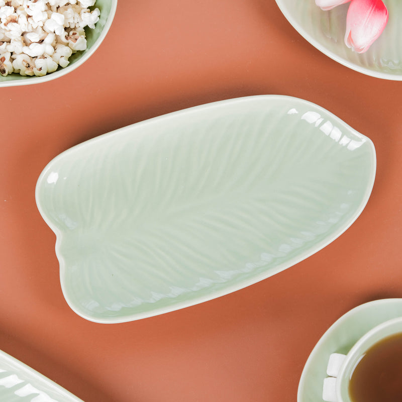 Taro Leaf Platter 10 Inch - Ceramic platter, serving platter, fruit platter | Plates for dining table & home decor