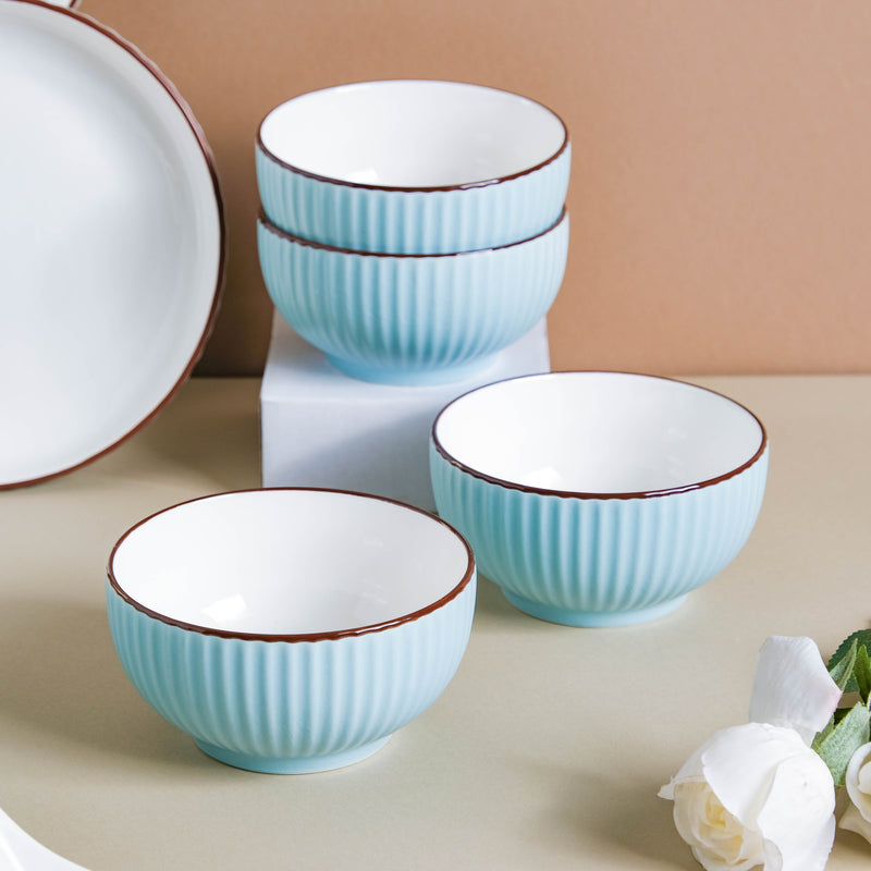 Azure 18 Piece Soup Salad Set For 4