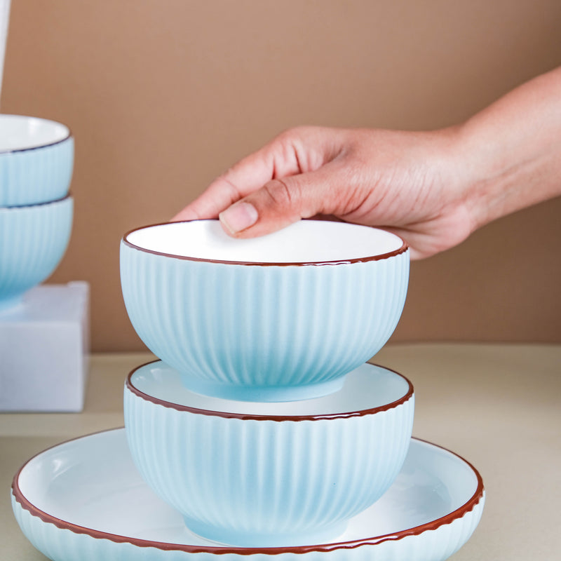 Azure 18 Piece Soup Salad Set For 4