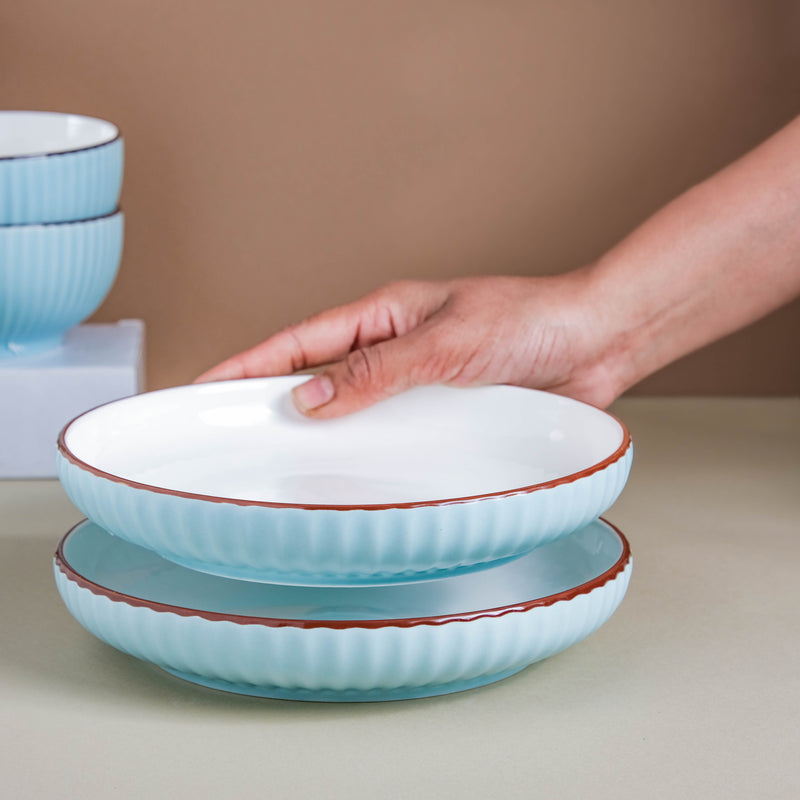 Azure 18 Piece Soup Salad Set For 4