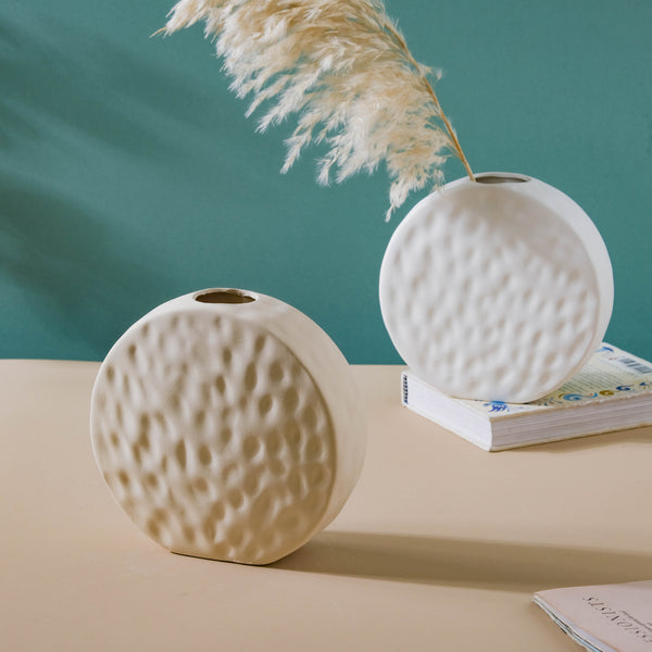 Round Vase - Flower vase for home decor, office and gifting | Home decoration items