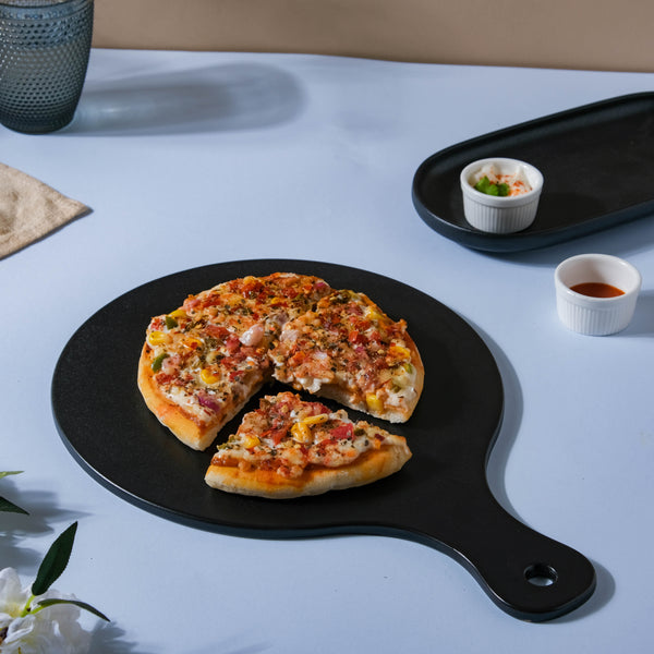 Black Pizza Platter With Handle - Ceramic platter, serving platter, fruit platter | Plates for dining table & home decor