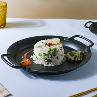 Large Round Baking Tray With Handle