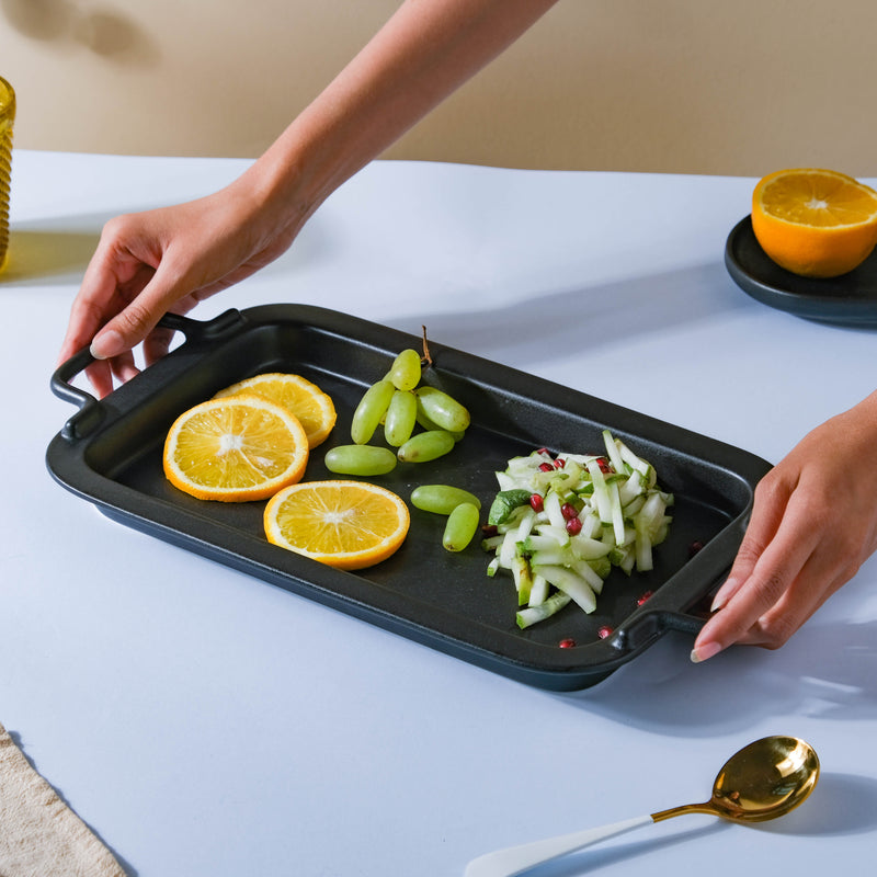 Black Baking Tray With Handle - Baking Tray