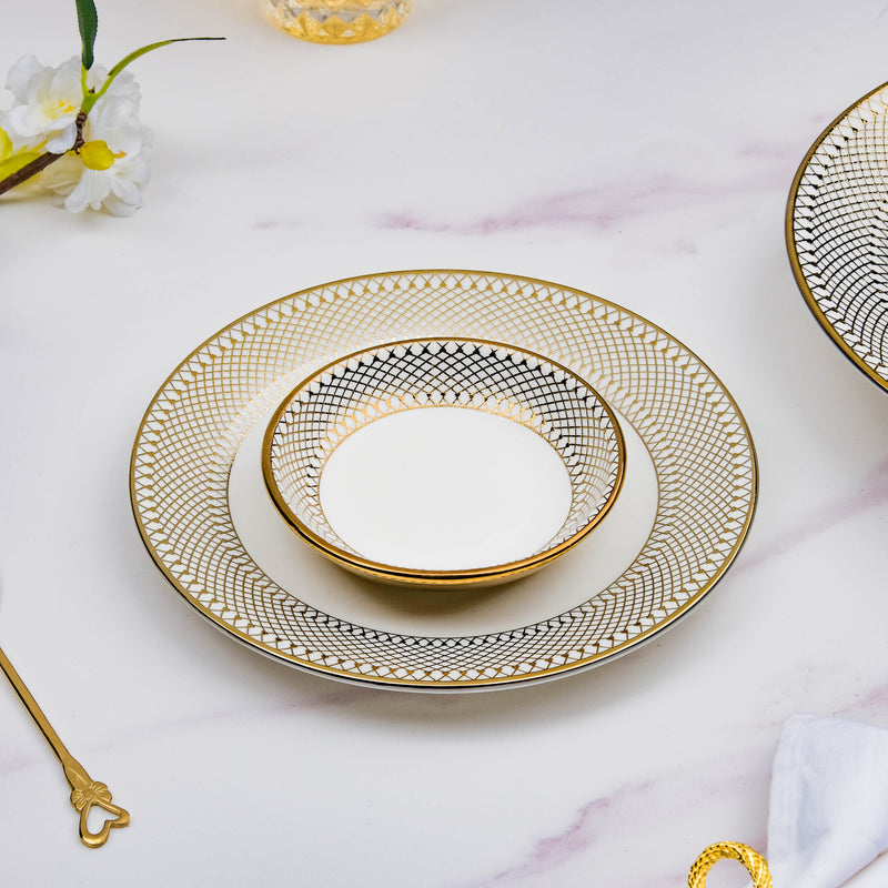 Aurelea Dessert Plate - Serving plate, small plate, snacks plates | Plates for dining table & home decor