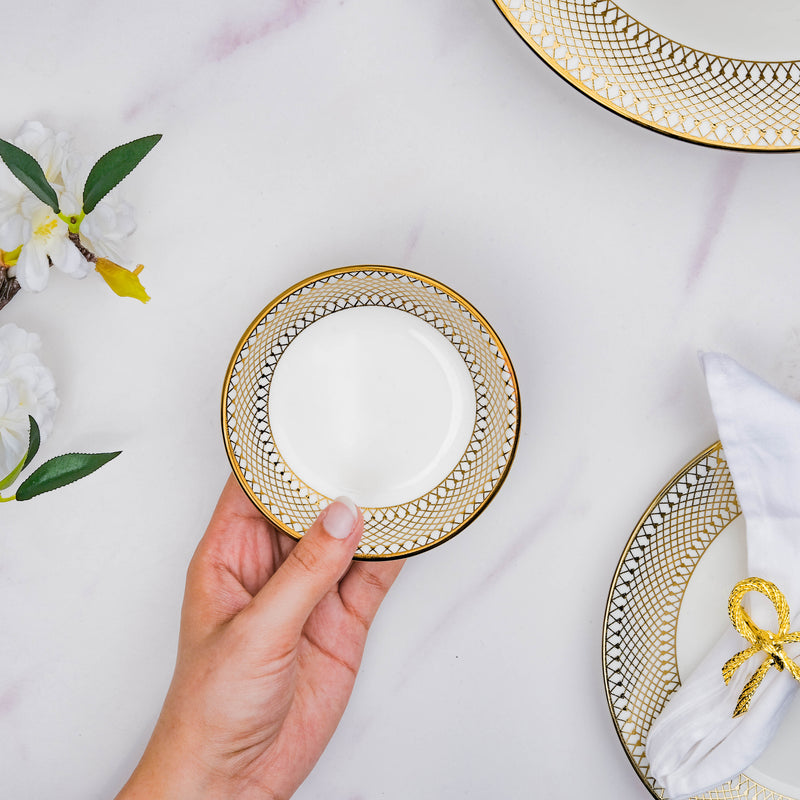 Aurelea Dessert Plate - Serving plate, small plate, snacks plates | Plates for dining table & home decor