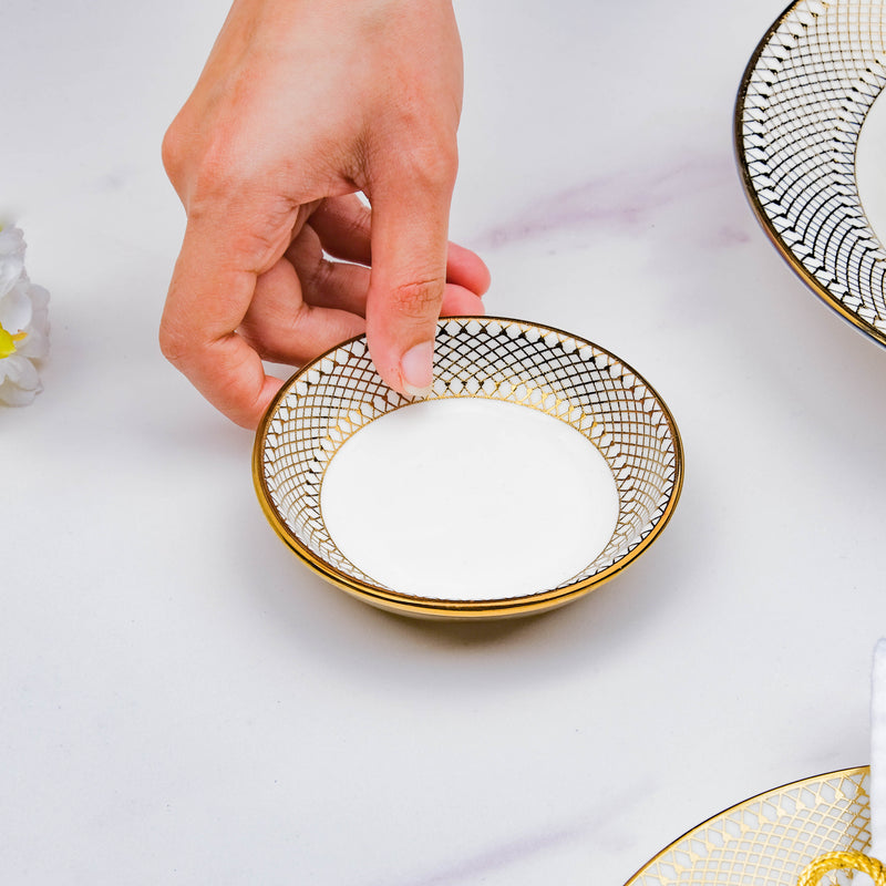 Aurelea Dessert Plate - Serving plate, small plate, snacks plates | Plates for dining table & home decor