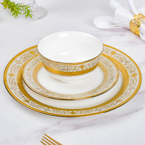 Aurelea Vintage Salad Plate - Serving plate, snack plate, dessert plate | Plates for dining & home decor