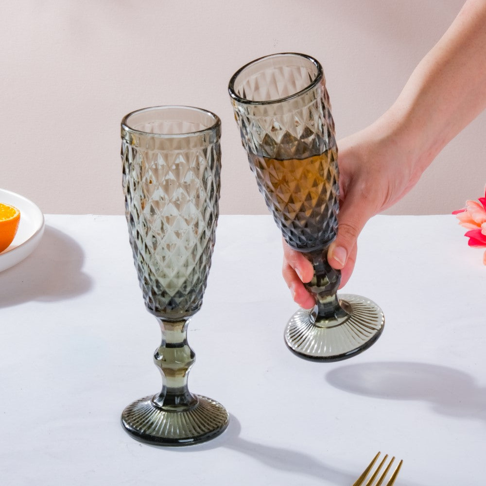 Flared champagne clearance flutes