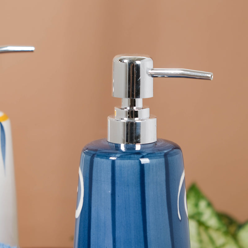 Nitori 3 White Seal Blue Dispenser With Nozzle 450ml
