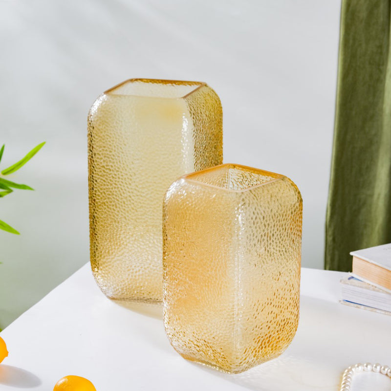 Art Deco Pebble Patterned Glass Vase Amber 9.5 Inch - Glass flower vase for home decor, office and gifting | Home decoration items