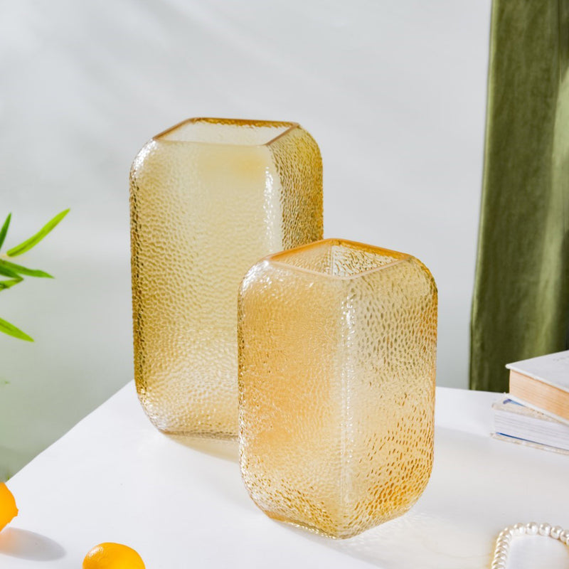 Art Deco Pebble Patterned Glass Vase Amber 7.5 Inch - Glass flower vase for home decor, office and gifting | Home decoration items