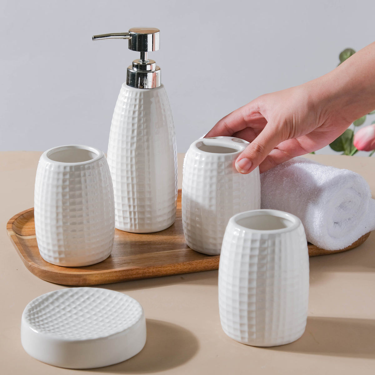 Bathroom Set Buy White Bathroom Set Online in India Nestasia