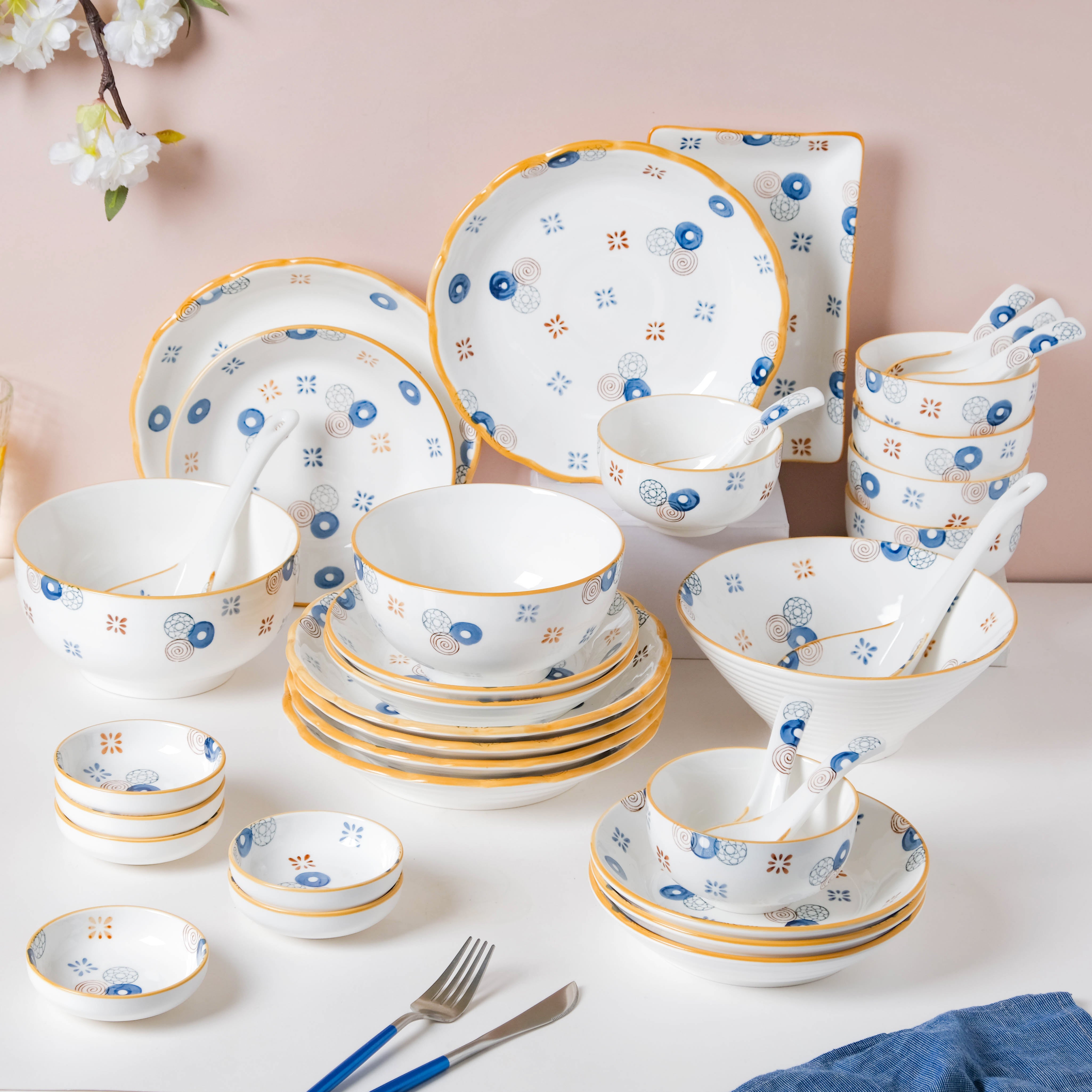 Feliz Abstract 36 Piece Pasta Set For 6