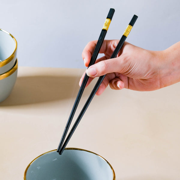 Gorgeous Grey Snack Bowl Set Of 4 With Chopsticks And Soup Spoons