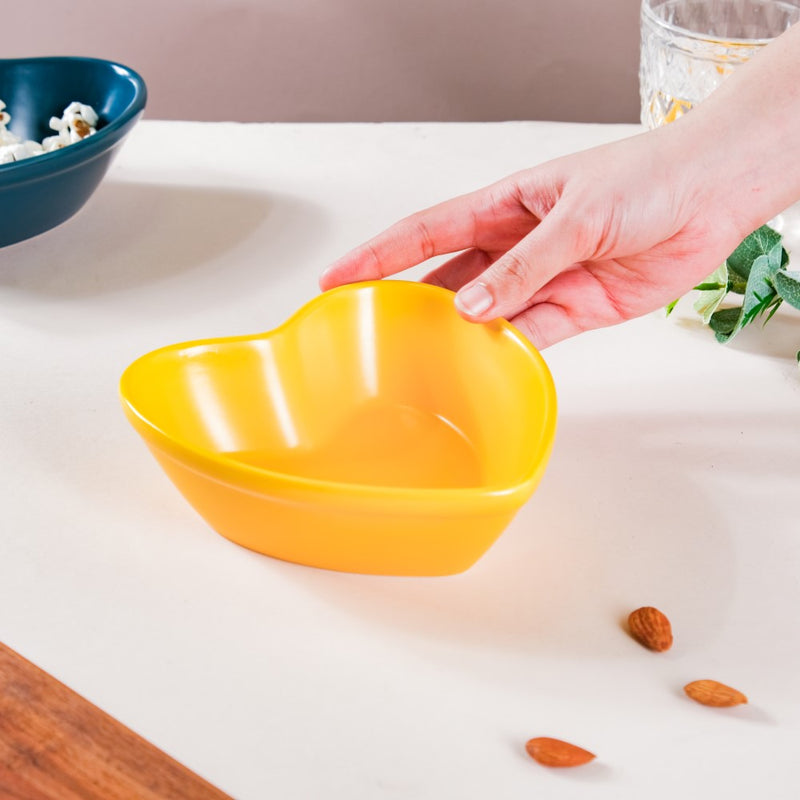 Hearty Ceramic Bakeware Small Yellow 6 Inch - Baking Dish