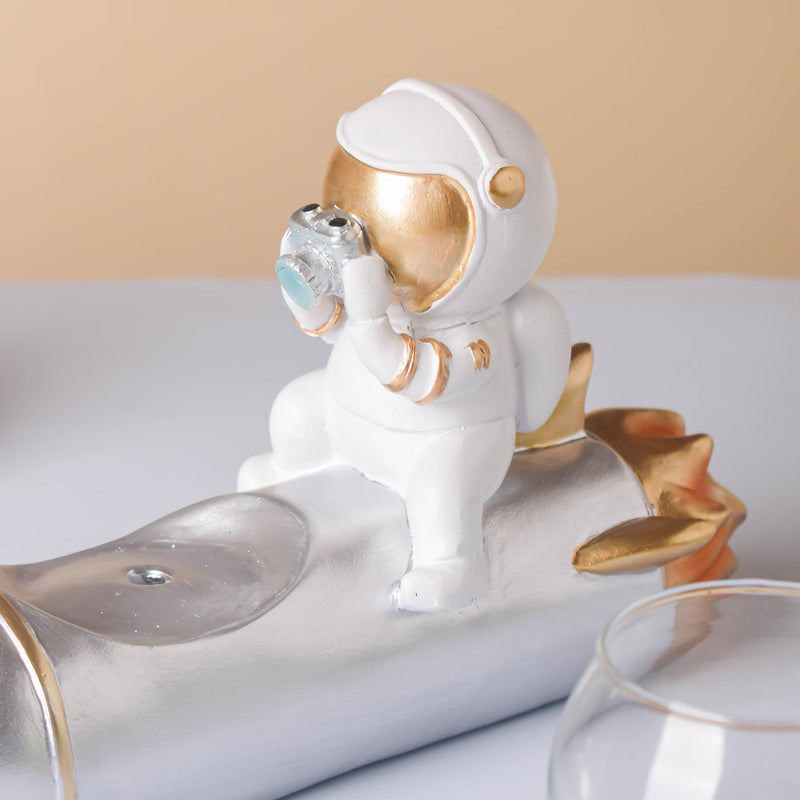 White Astronaut Diver Glass Vase - Showpiece | Home decor item | Room decoration item