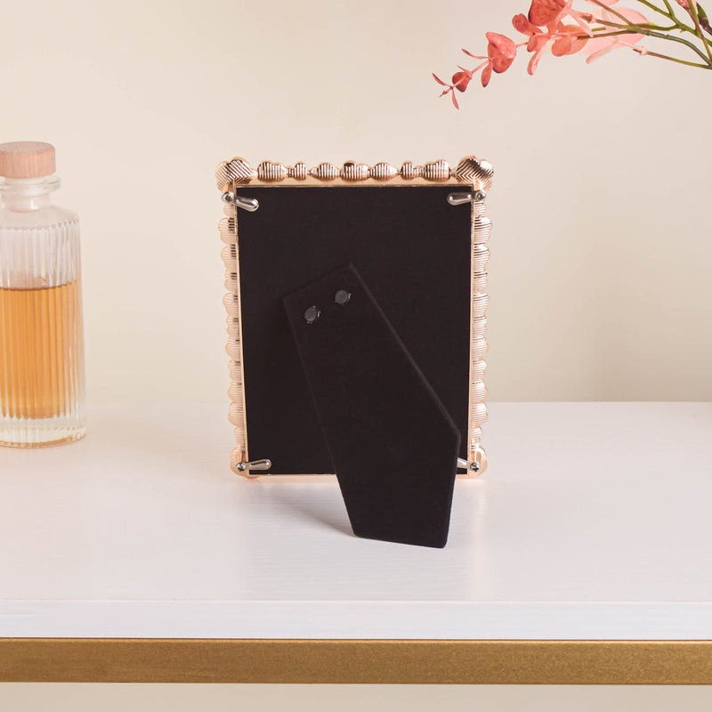 Flower Festoon Photo Frame Small - Picture frames and photo frames online | Room decoration items
