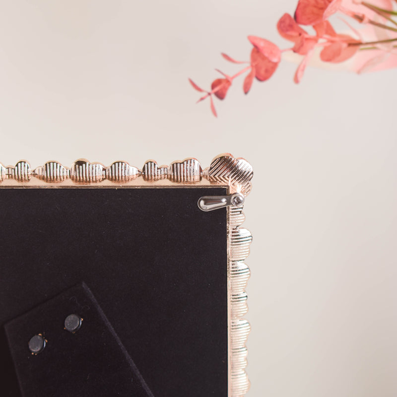 Flower Festoon Photo Frame Small - Picture frames and photo frames online | Room decoration items