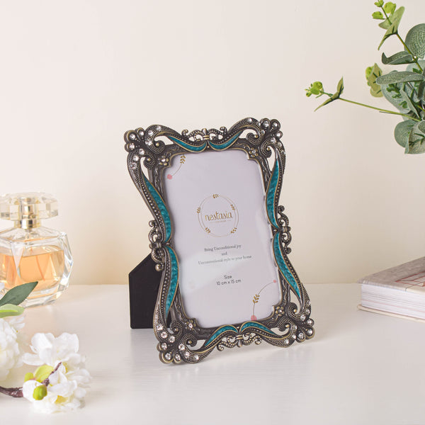 Memorabilia Photo Frame Medium