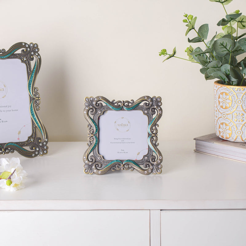 Memorabilia Photo Frame Small - Picture frames and photo frames online | Home decoration items