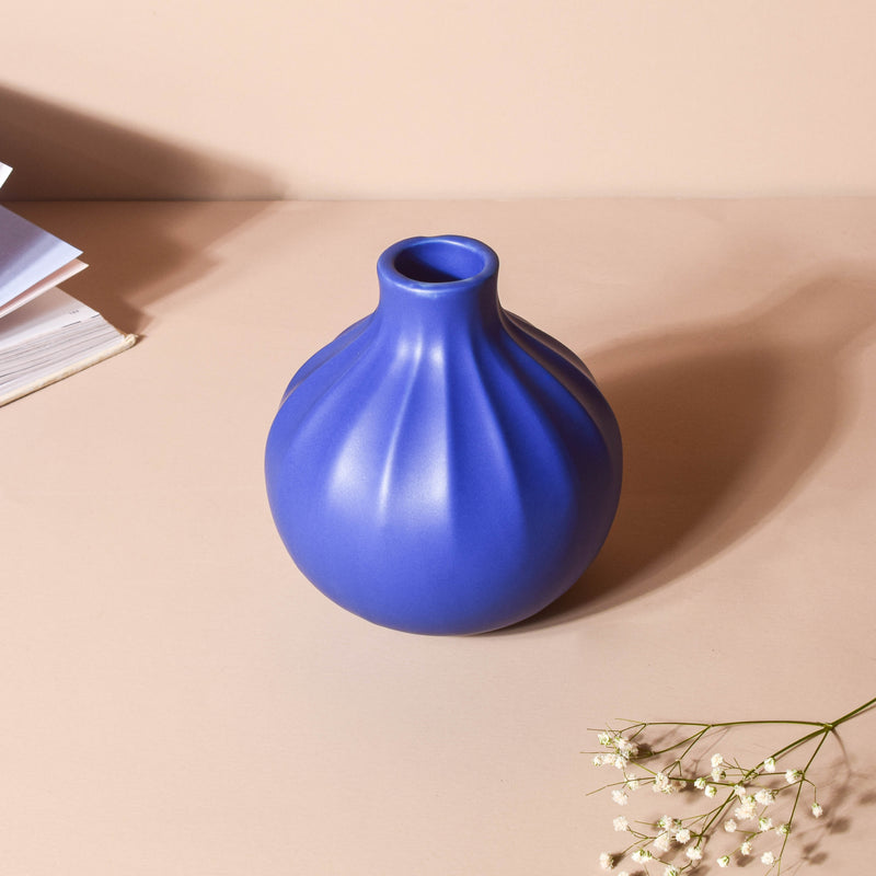 Ribbed Contemporary Vase - Flower vase for home decor, office and gifting | Home decoration items