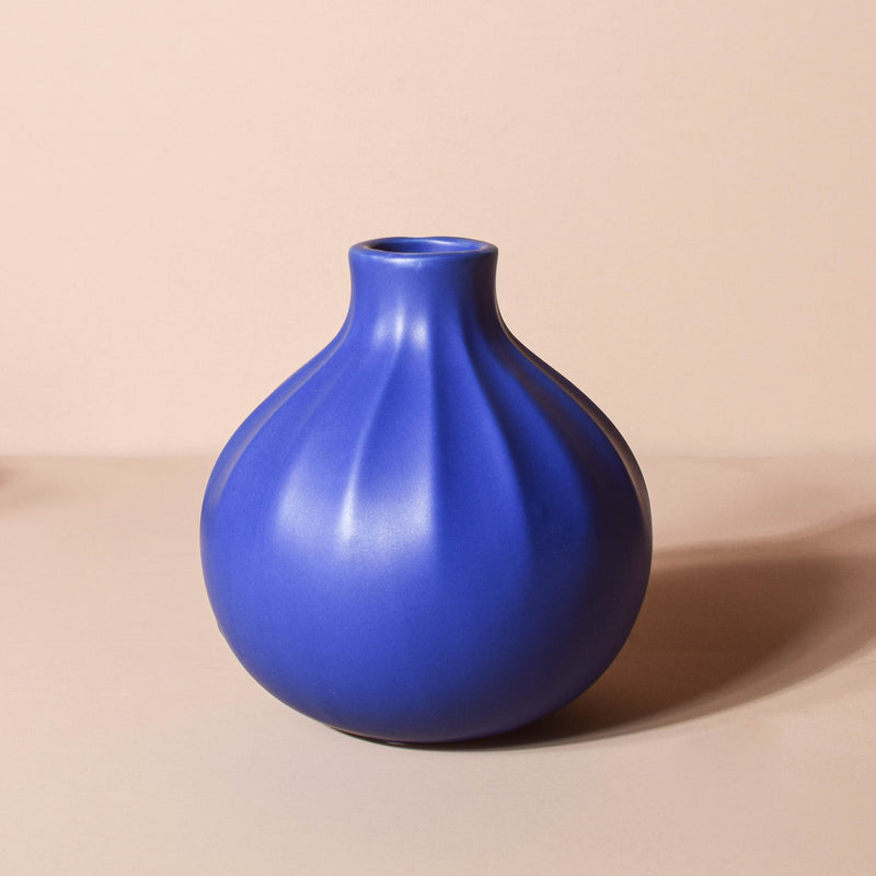 Ribbed Contemporary Vase - Flower vase for home decor, office and gifting | Home decoration items