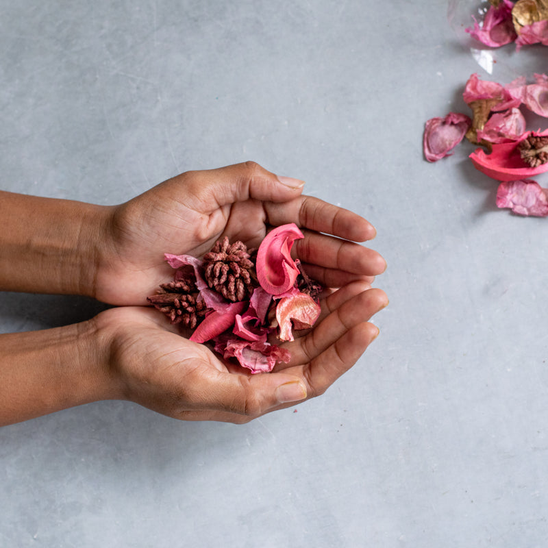 Pink Potpourri - Potpourri with fragrance | Living room and home decor items