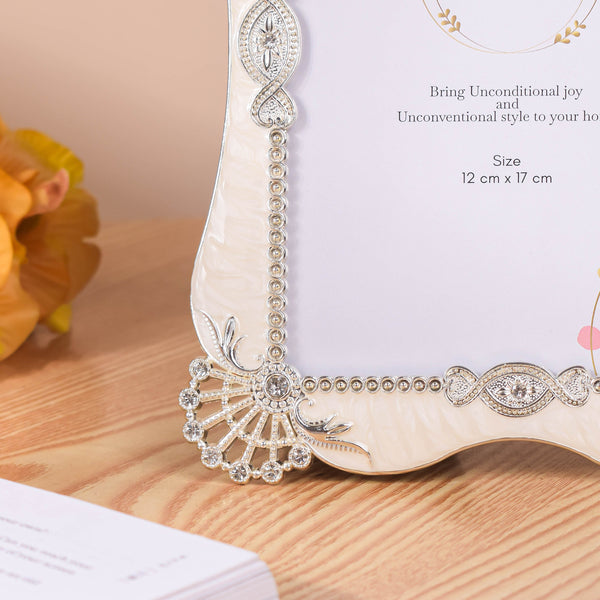 Flower Crown Photo Frame - Picture frames and photo frames online | Room decoration items